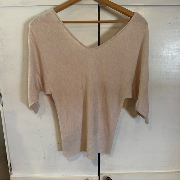 NWOT White House Black Market Cream Knit 3/4 Sleeve Sweater w/ Gold Blings S: M - Picture 6 of 11